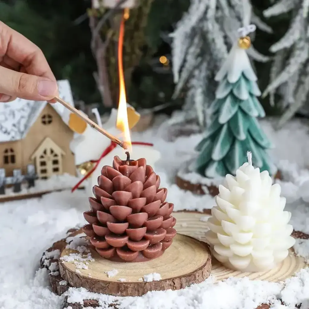 3D Pine Scented Candle