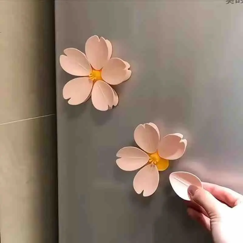 Cute Magnetic Flower Clips (Imported)